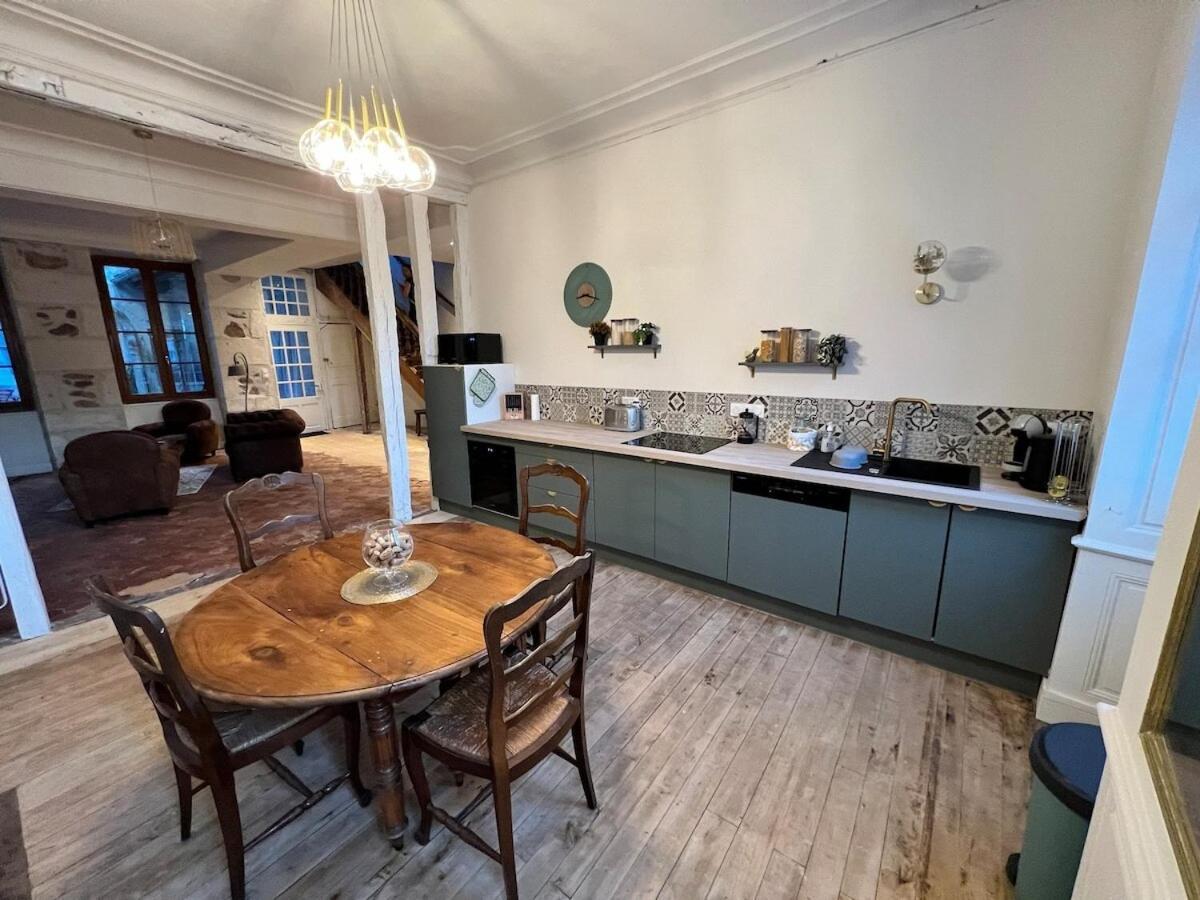 "La Grenouille" Centre Historique - Les Terres Du Roy Villa Avallon Bagian luar foto