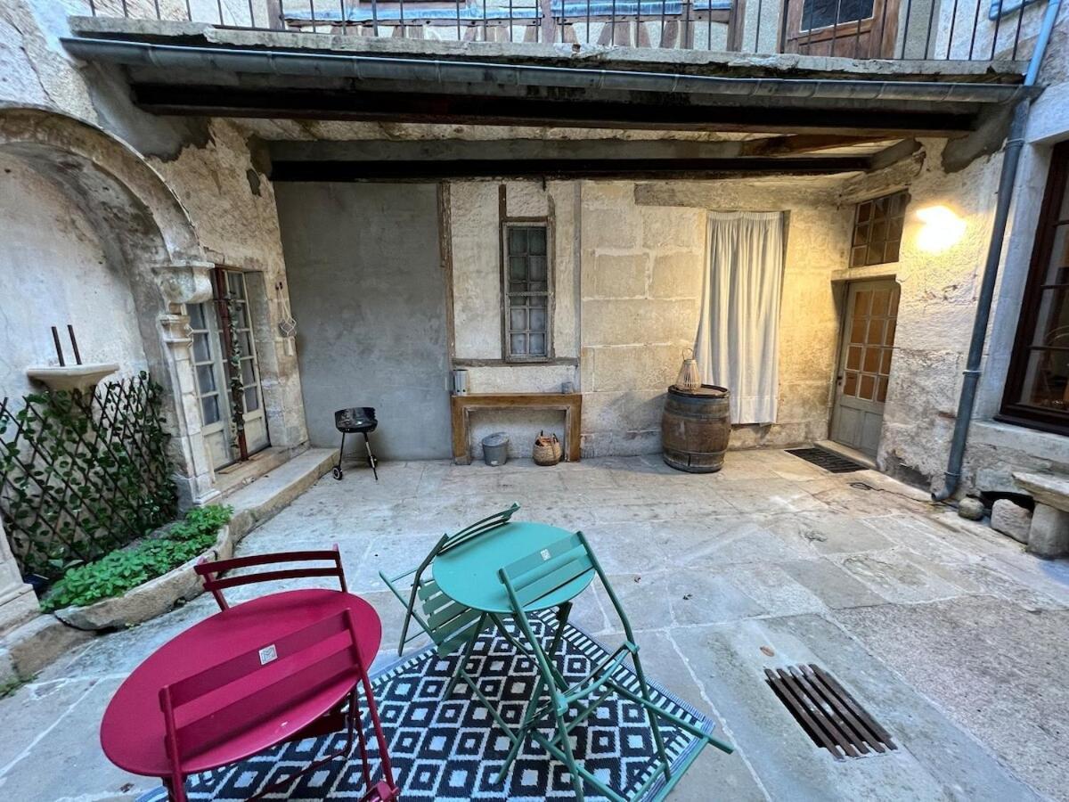 "La Grenouille" Centre Historique - Les Terres Du Roy Villa Avallon Bagian luar foto