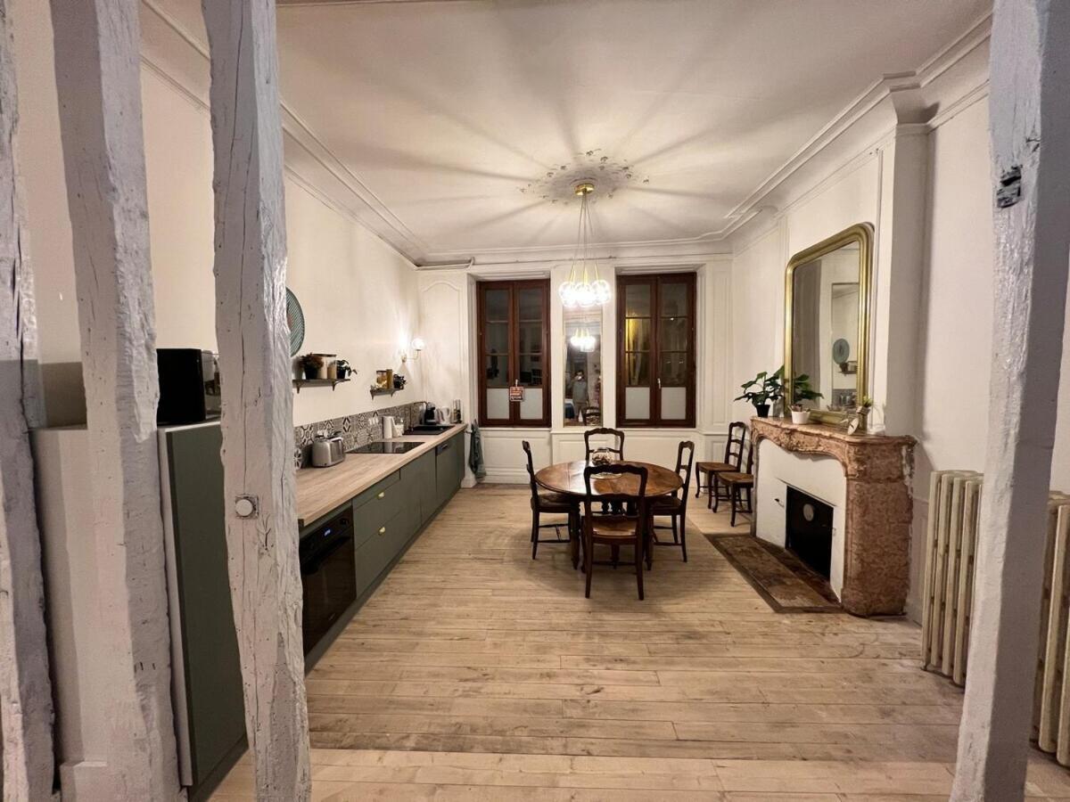 "La Grenouille" Centre Historique - Les Terres Du Roy Villa Avallon Bagian luar foto